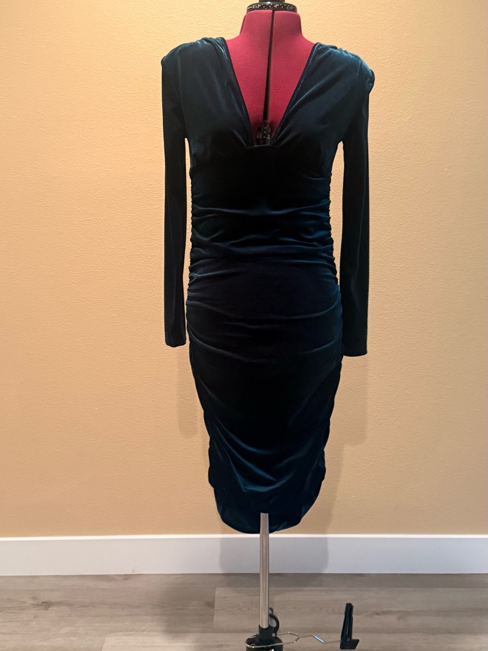 SHEIN Deep Teal Velvet Ruched Long-Sleeve Midi Dress